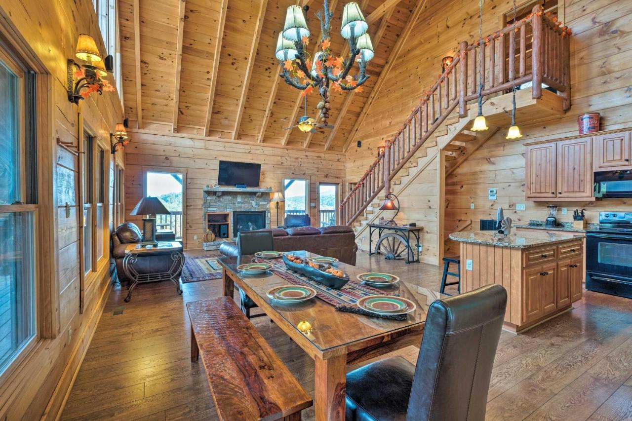 Pigeon Forge Cabin With Brand New Hot Tub And Views! 세비어빌 외부 사진