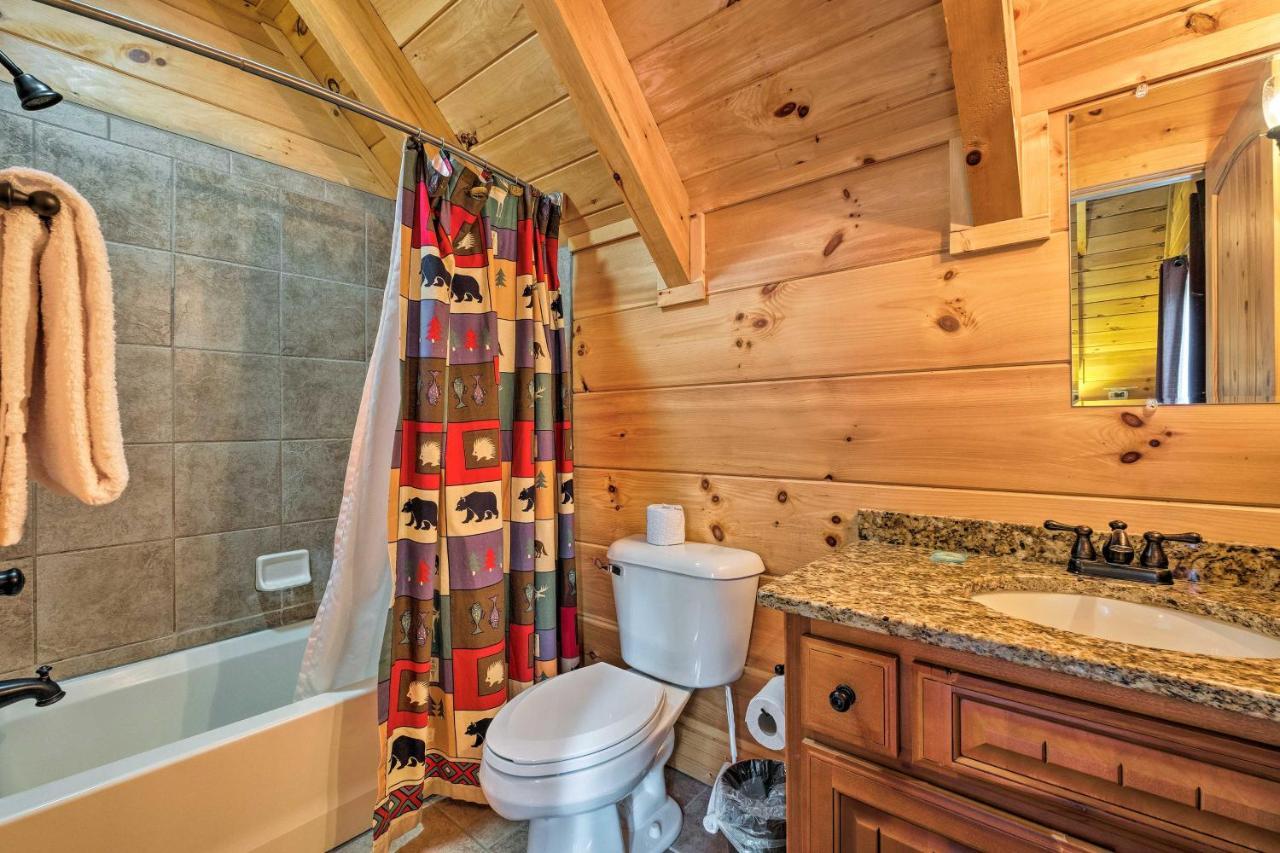 Pigeon Forge Cabin With Brand New Hot Tub And Views! 세비어빌 외부 사진