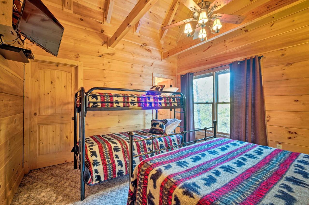 Pigeon Forge Cabin With Brand New Hot Tub And Views! 세비어빌 외부 사진